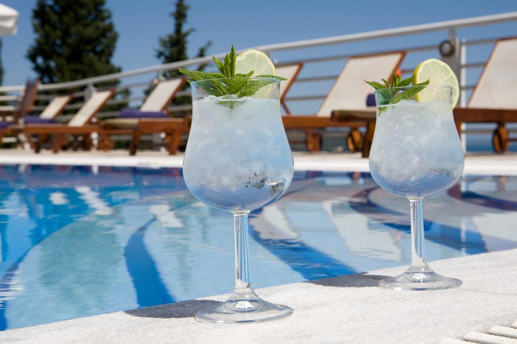 ניקיאנה Adriatica Hotel מראה חיצוני תמונה